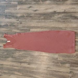 Wishlist V-Neck Rusty Rose Midi Dress